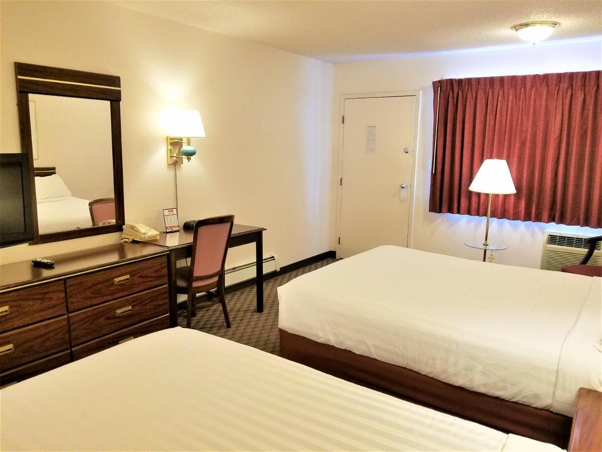 Motel 8 Ларами Экстерьер фото
